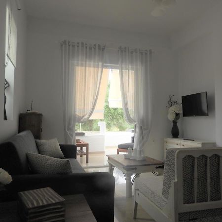 Sgs Luxury Apartments غزيلوكاسترون المظهر الخارجي الصورة